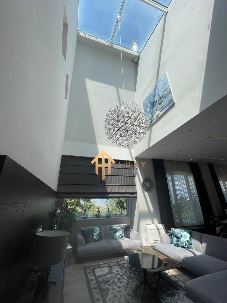 Villa con piscina in vendita 3+1+3 alla residenza "Kodra E Diellit 2", Tirana | luxy property