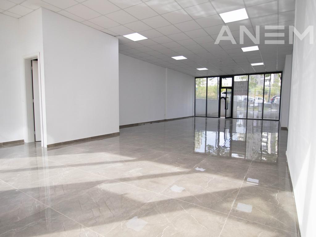 Gewerbefläche zur miete 91m² im stadtteil Mati 1