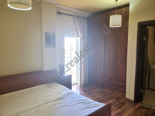 Apartamento de três quartos à venda perto do boulevard zhan d'ark, em Tirana, albânia (5)