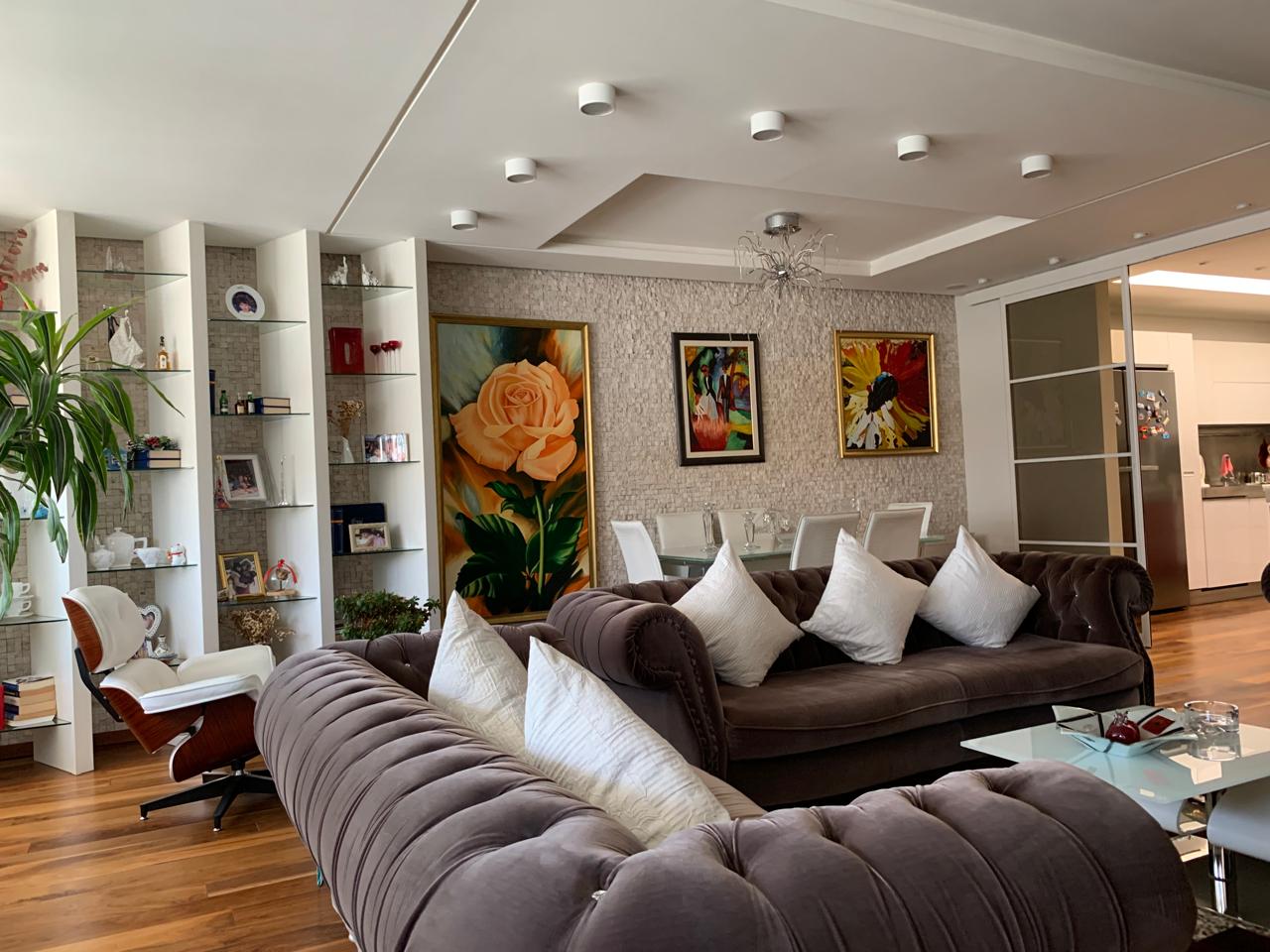 Appartement 3+1 exclusif avec grande véranda près de rtsh | luxy property