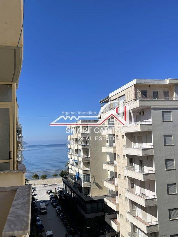 Apartamento 2+1 en alquiler en lungomare!