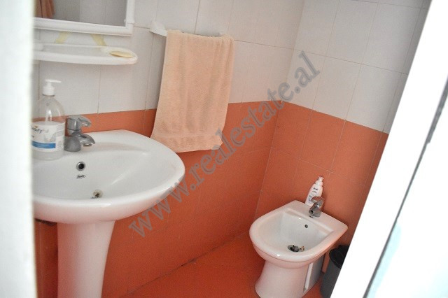 Geschäft zum verkauf in der nähe des zentrums in Tirana, albanien (4)