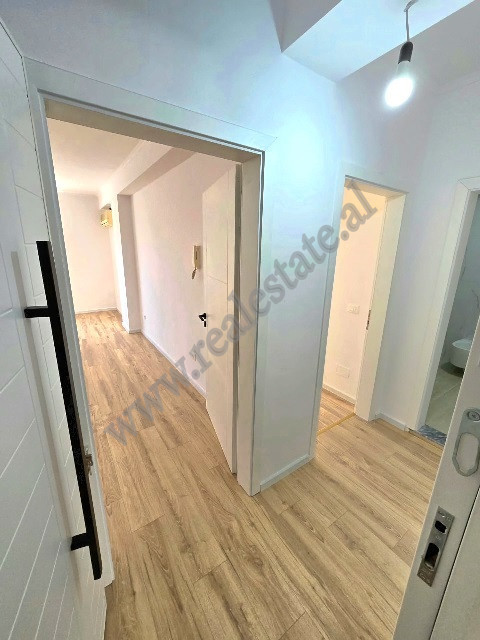 Apartamento de un dormitorio en venta cerca de la calle dibra en Tirana, albania (4)