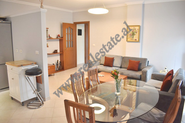 Appartement de deux chambres à vendre près de la rue myslym shyri à Tirana, albanie (3)