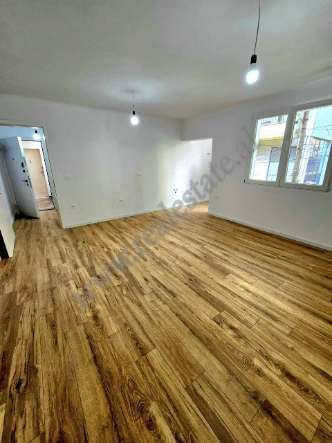 Appartamento con due camere da letto in vendita vicino a via bogdaneve a Tirana, albania (2)