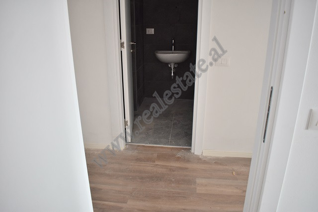 Apartament me një dhomë gjumi për shitje në kompleksin arlis, në rrugën dibra, në Tiranë, shqipëri (6)