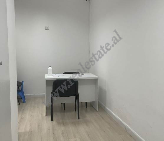 Magasin à vendre dans la zone de selvia à Tirana, albanie