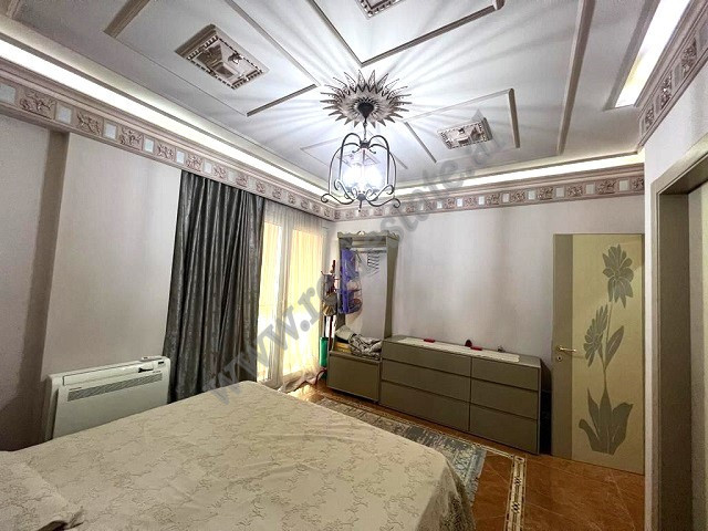 Appartamento con tre camere da letto in vendita vicino a kodra e diellit 1 residence a Tirana (6)