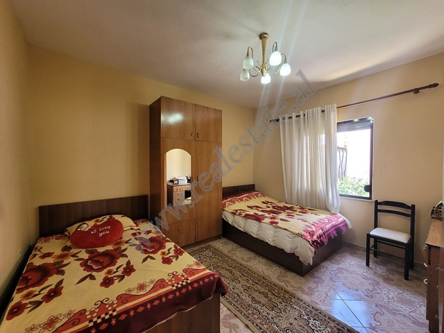 Appartement de deux chambres à louer près de la rue kongresi i lushnjes à Tirana, albanie (8)