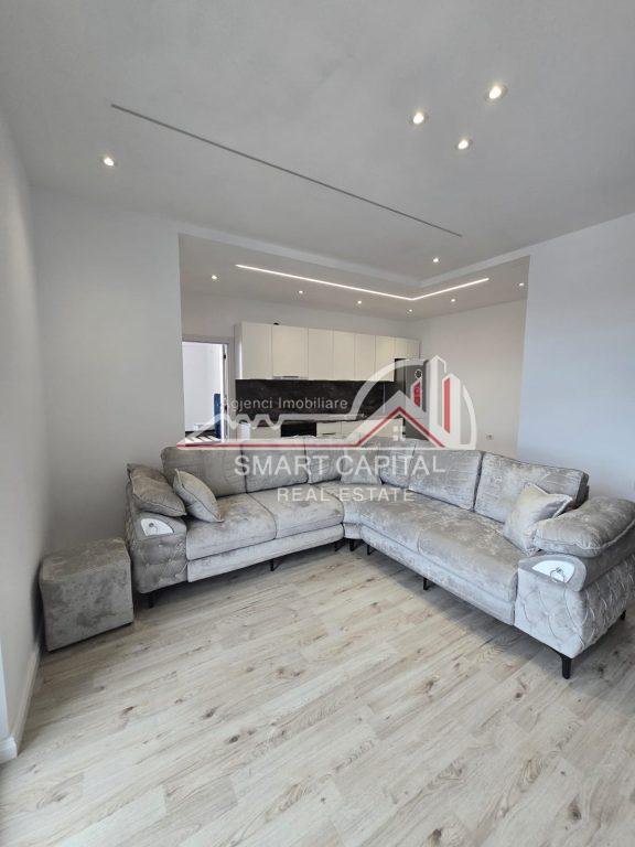 Apartamento 1+1 à vendre sur la rue “Dush Strati”, Vlora!
