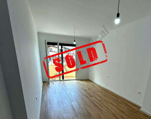 Studio à vendre près du boulevard bajram curri à Tirana, albanie
