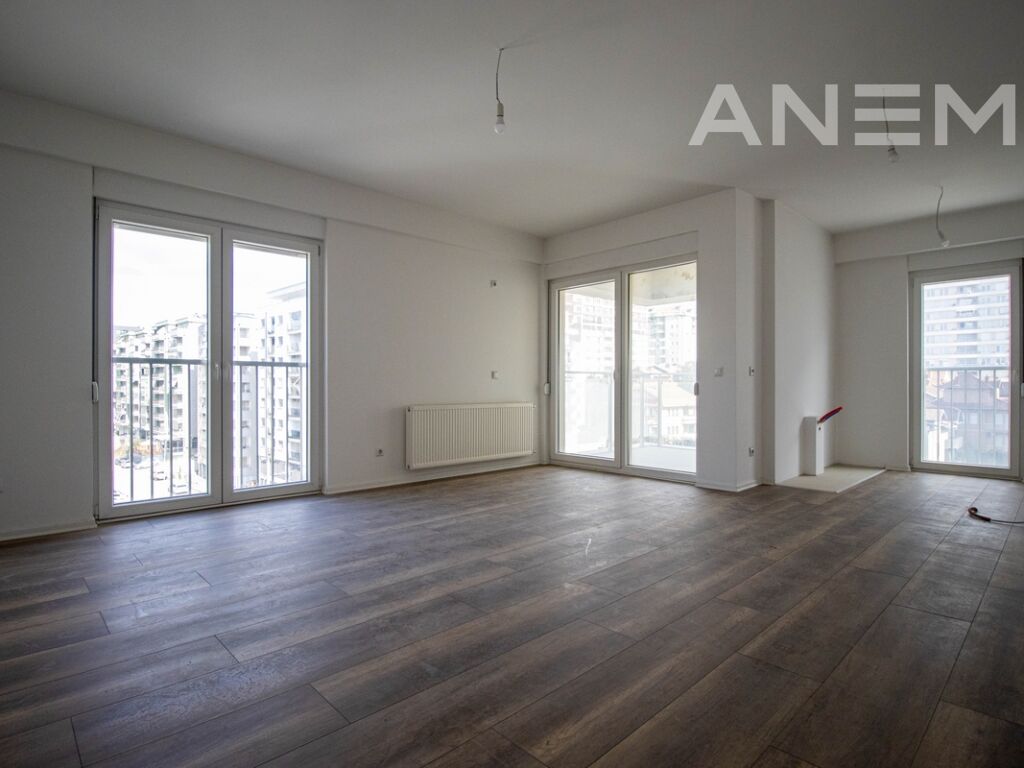 Büro zur miete mit 3 arbeitsbereichen an der b-straße