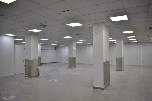 Store for rent in zhan dark boulevard in Tirana, albania (2)