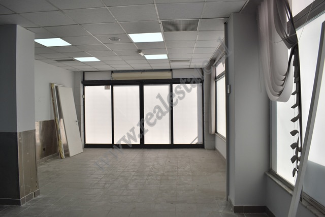 Store for rent in zhan dark boulevard in Tirana, albania (5)