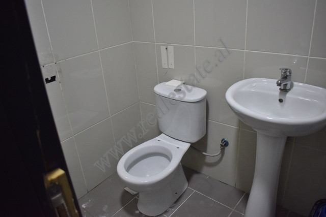 Store for rent in zhan dark boulevard in Tirana, albania (8)