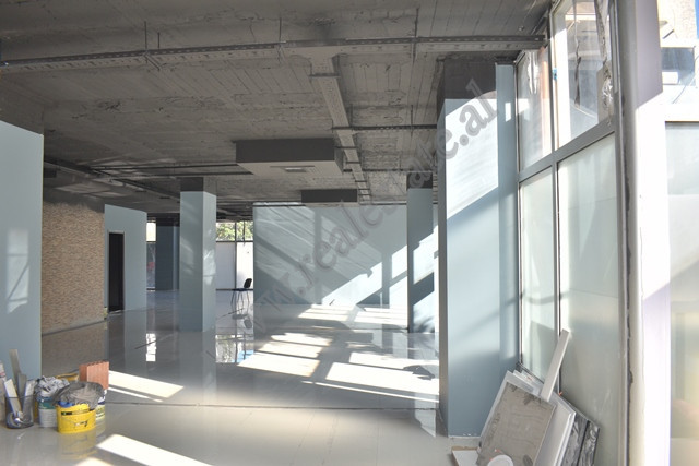 Magasin à vendre dans le quartier don bosko à Tirana, albanie (8)