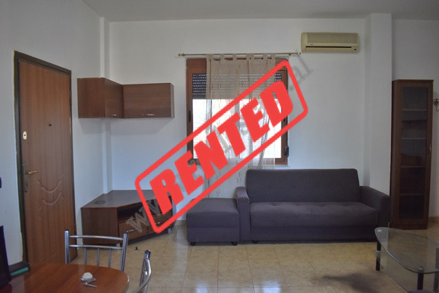 Appartamento con due camere da letto in affitto nel quartiere sauku i vjeter a Tirana