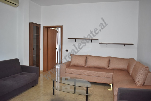 Appartamento con due camere da letto in affitto nel quartiere sauku i vjeter a Tirana (3)