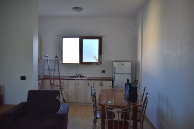 Appartamento con due camere da letto in affitto nel quartiere sauku i vjeter a Tirana (5)
