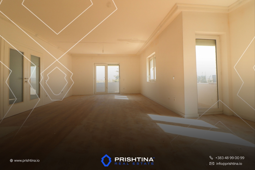 Shtëpi në shitje 286m² në Çagllavicë