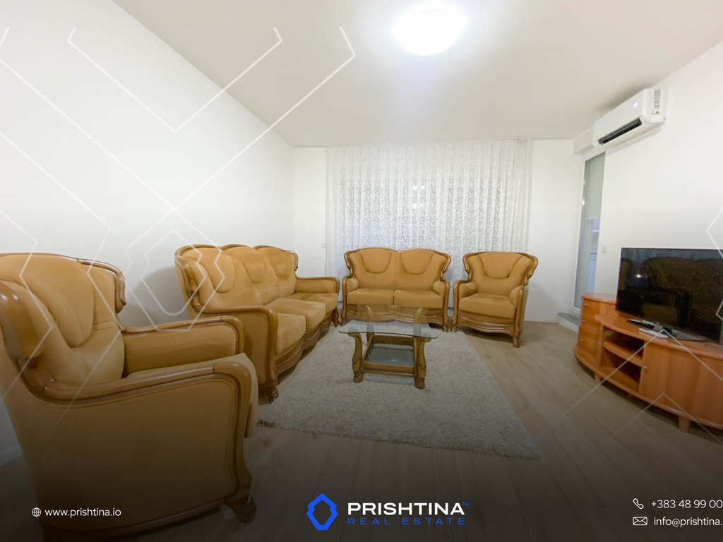 Banesë me qira 92m² në rrugën b