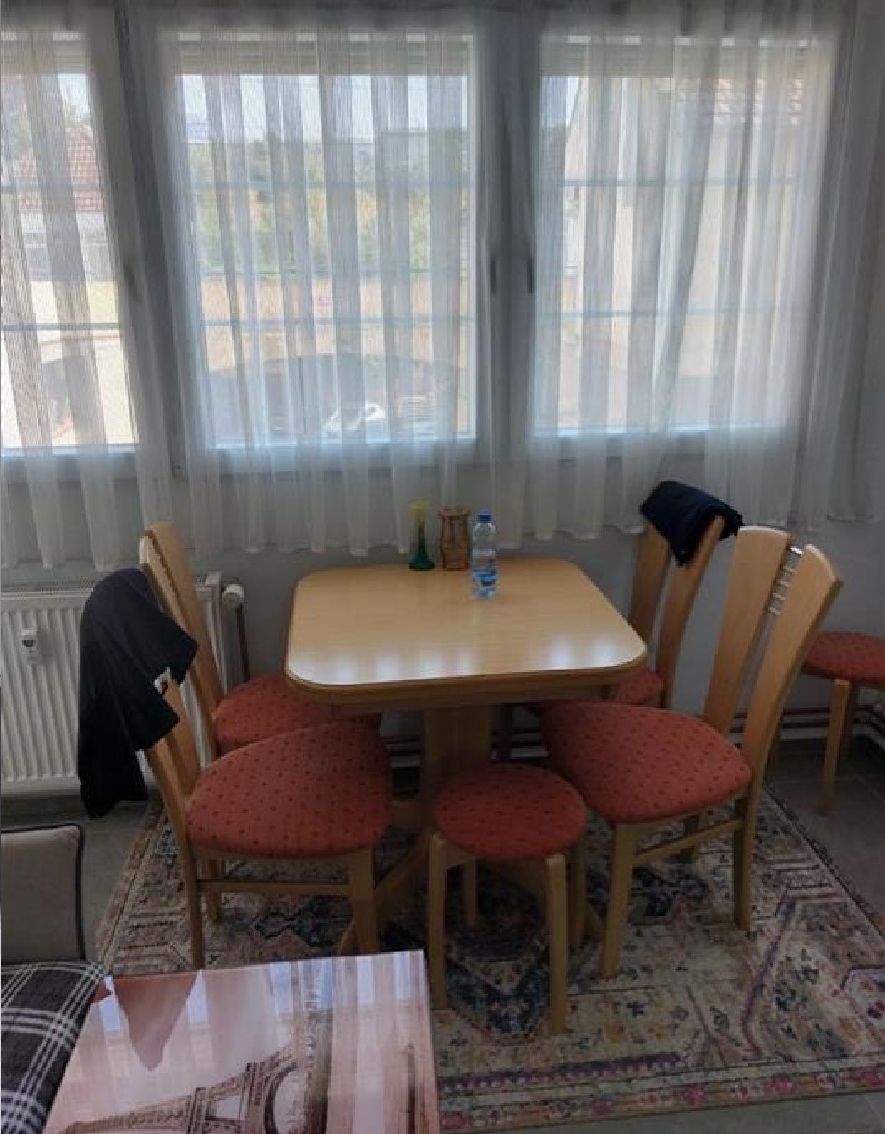 Banesë në shitje në dardani