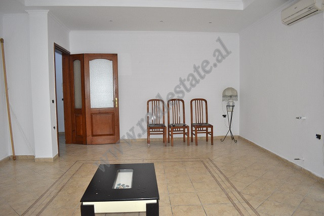 Four storey villa for rent in riza cerova street in Tirana, albania (8)