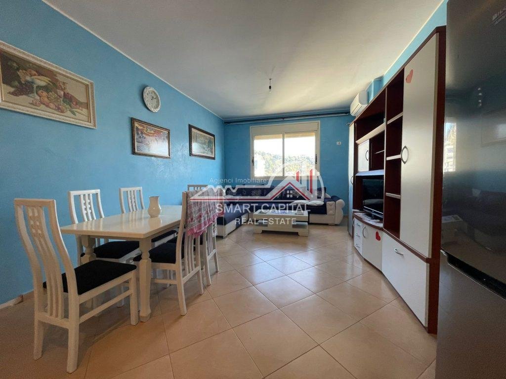Zur miete apartment 2+1 – Hajredin haxhiraj strasse, Vlorë!