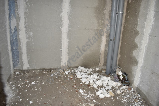 One bedroom apartment for sale in don bosko area, in Tirana, albania (7)