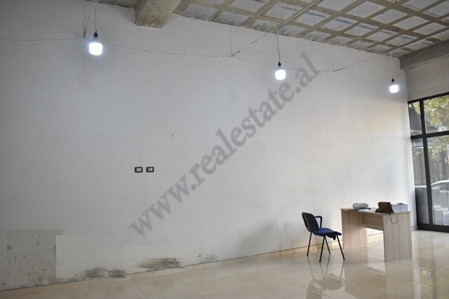 Commercial business for rent in kompleksi panorama in Tirana, albania (5)