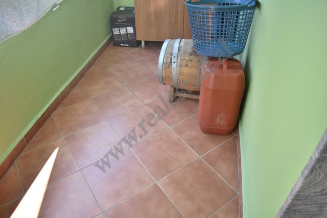 Apartament me tre dhoma gjumi për shitje në bulevardin zogu i pare në Tiranë