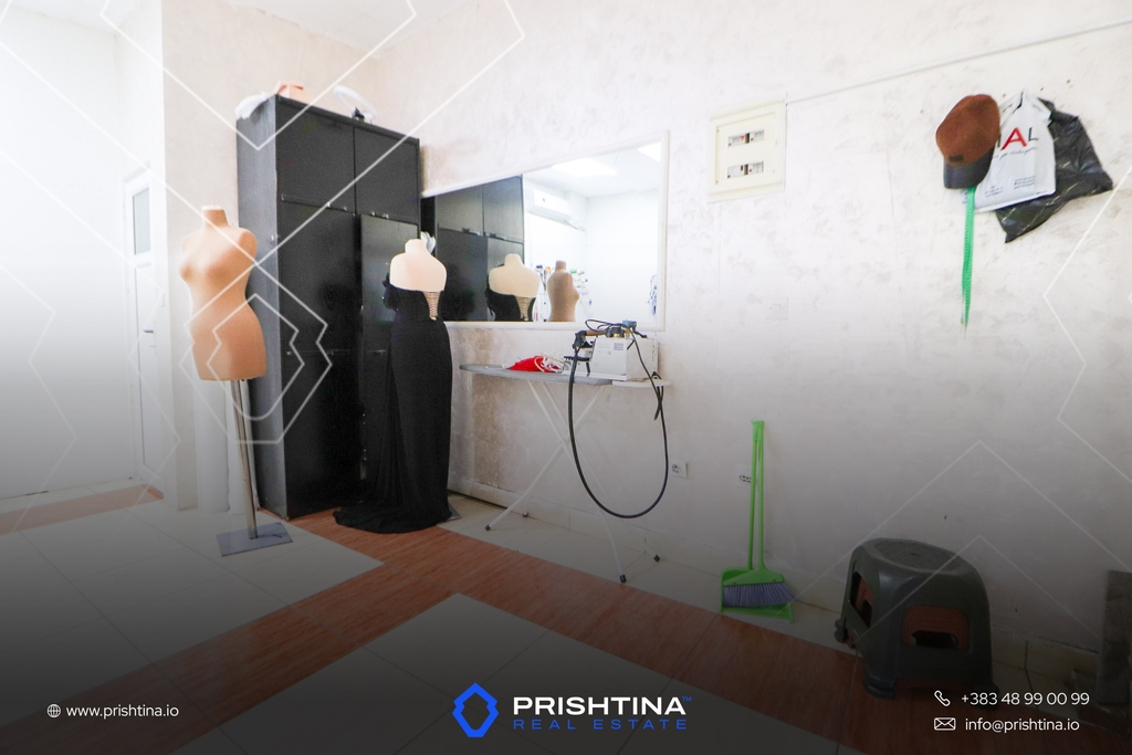Locale commerciale in vendita di 28 metri quadrati a qafa (4)