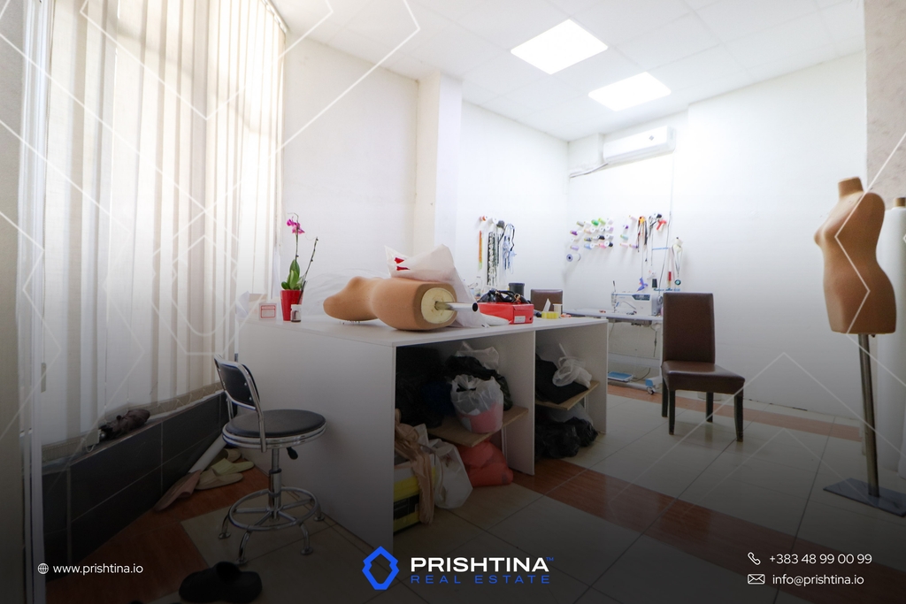 Locale commerciale in vendita di 28 metri quadrati a qafa (6)