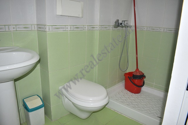 One bedroom apartment for rent in dibra street in Tirana, albania (8)