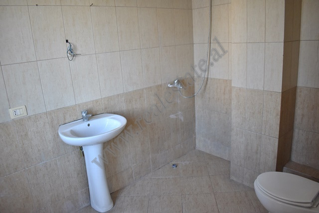 Ein-zimmer-wohnung zum verkauf in der kastriotet-straße in Tirana, albanien (7)