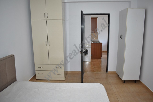 Appartement une chambre à louer dans la zone Sauk à Tirana, albanie (8)