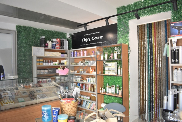 Commercial space for rent in Blloku area in Tirana, albania (2)