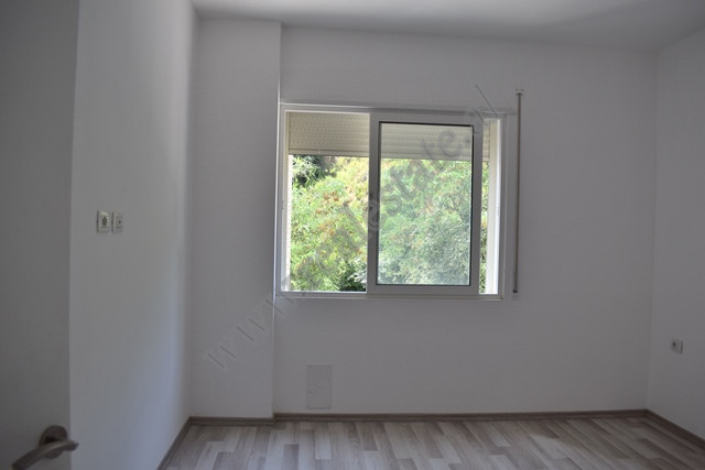 One bedroom apartment for sale near the frek area in Tirana, albania (5)