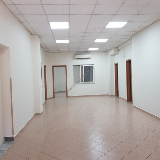 Gewerbeimmobilien zum verkauf in der nähe des zogu i pare boulevards in Tirana, albanien (6)