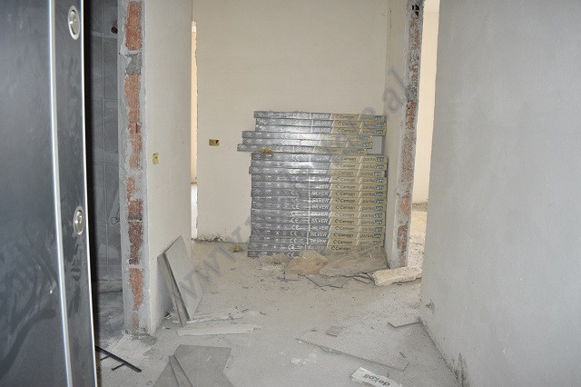 Two bedroom apartment for sale in arlis complex, in dibra street in Tirana, albania (8)