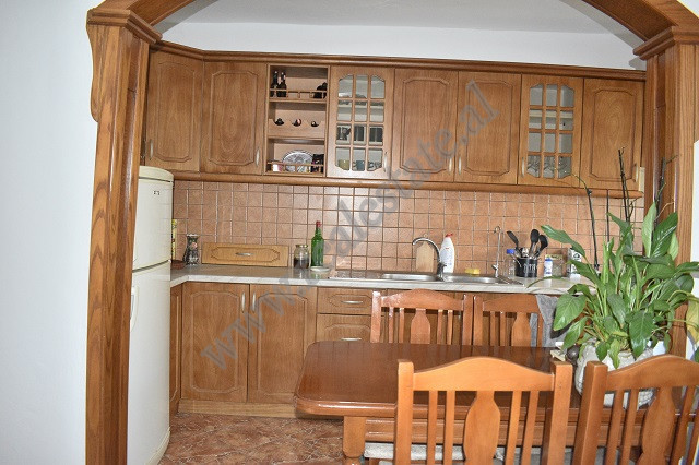 Appartement une chambre à vendre près du complexe magnet à Tirana, albanie (4)