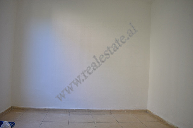 Apartamento de un dormitorio en venta en la zona kombinati en Tirana
