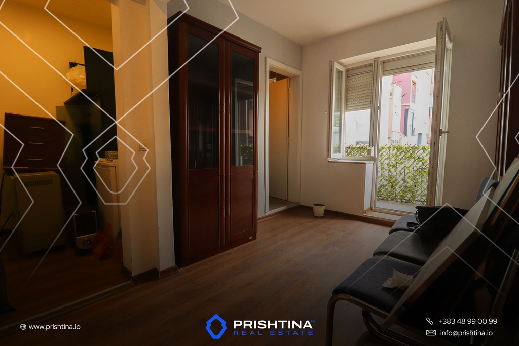 Garsonjere në shitje 29m² në qendër (2)
