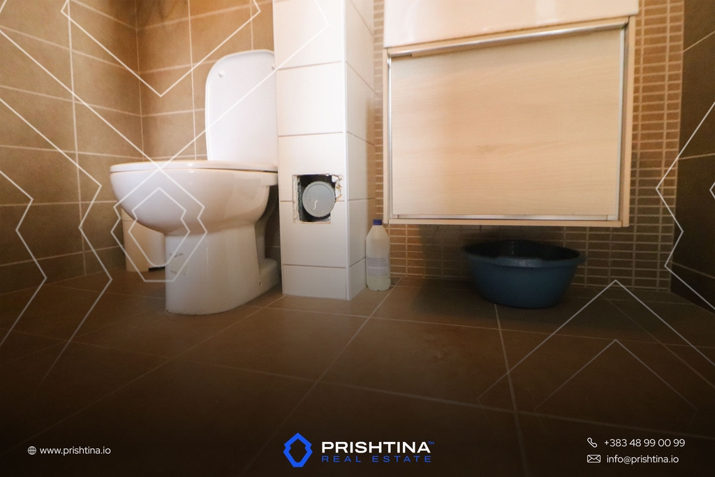Garsonjere në shitje 29m² në qendër (4)