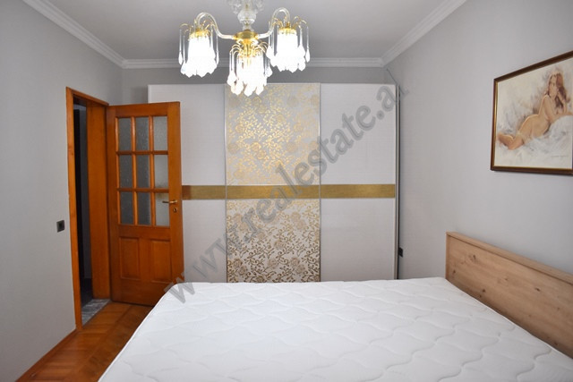 Apartamento de dos habitaciones en alquiler cerca de la calle fortuzi en Tirana