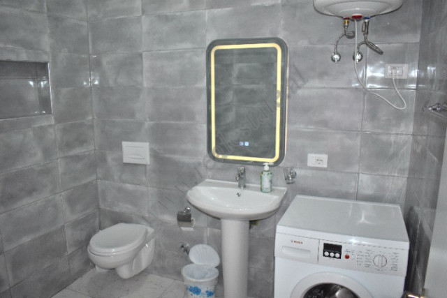 Apartamento de un dormitorio en alquiler cerca de la calle dibra en Tirana, albania (7)