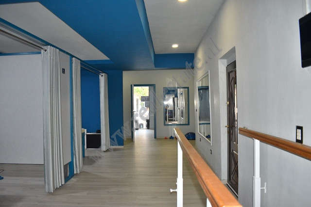 Gewerbeimmobilien zum verkauf in der zogu i zi-gegend in Tirana, albanien (7)