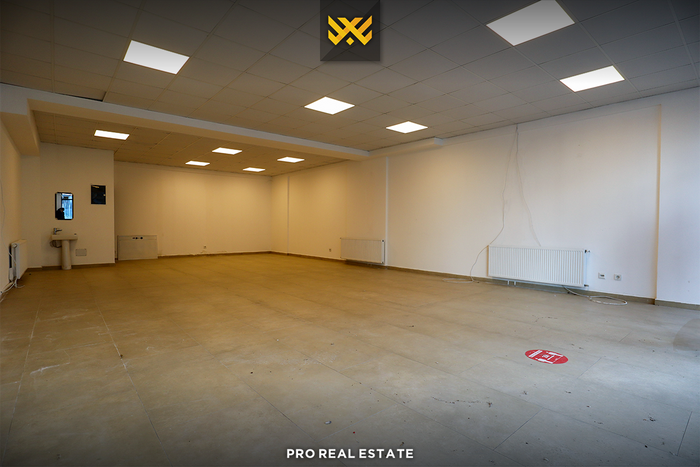 Locale di 95m² in #vendita a dragodan