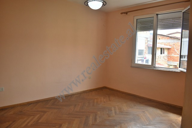 Two bedroom apartment for sale near myslym shyri street in Tirana, albania (5)