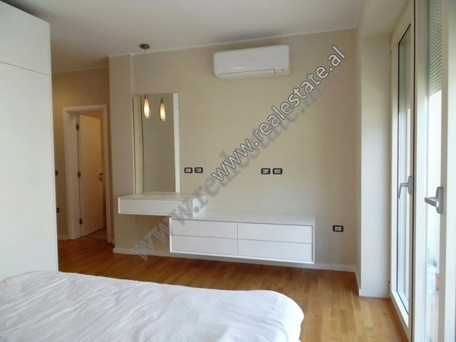 Zweizimmerwohnung zum verkauf in der nähe des künstlichen sees in Tirana, albanien (6)